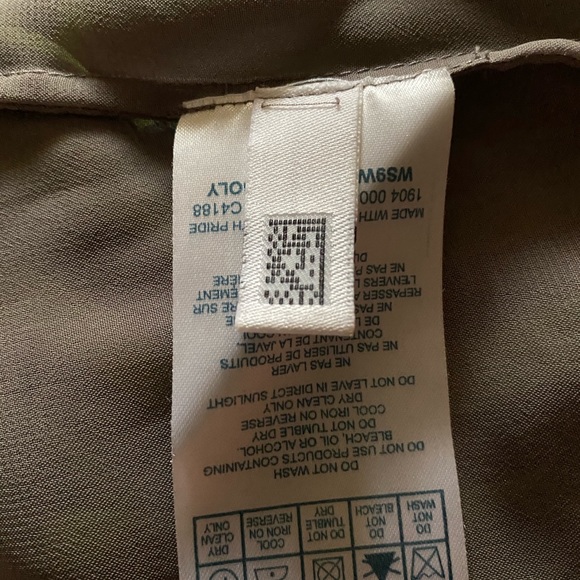 Ted Baker London 
Green And Gray Striped Empire Waist Silk Sleeveless 6” - Picture 9 of 12